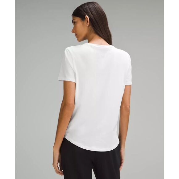 EUC Lululemon Love Curved-Hem Crewneck T-Shirt White Pima Cotton Size 2 Capsule - Picture 5 of 11